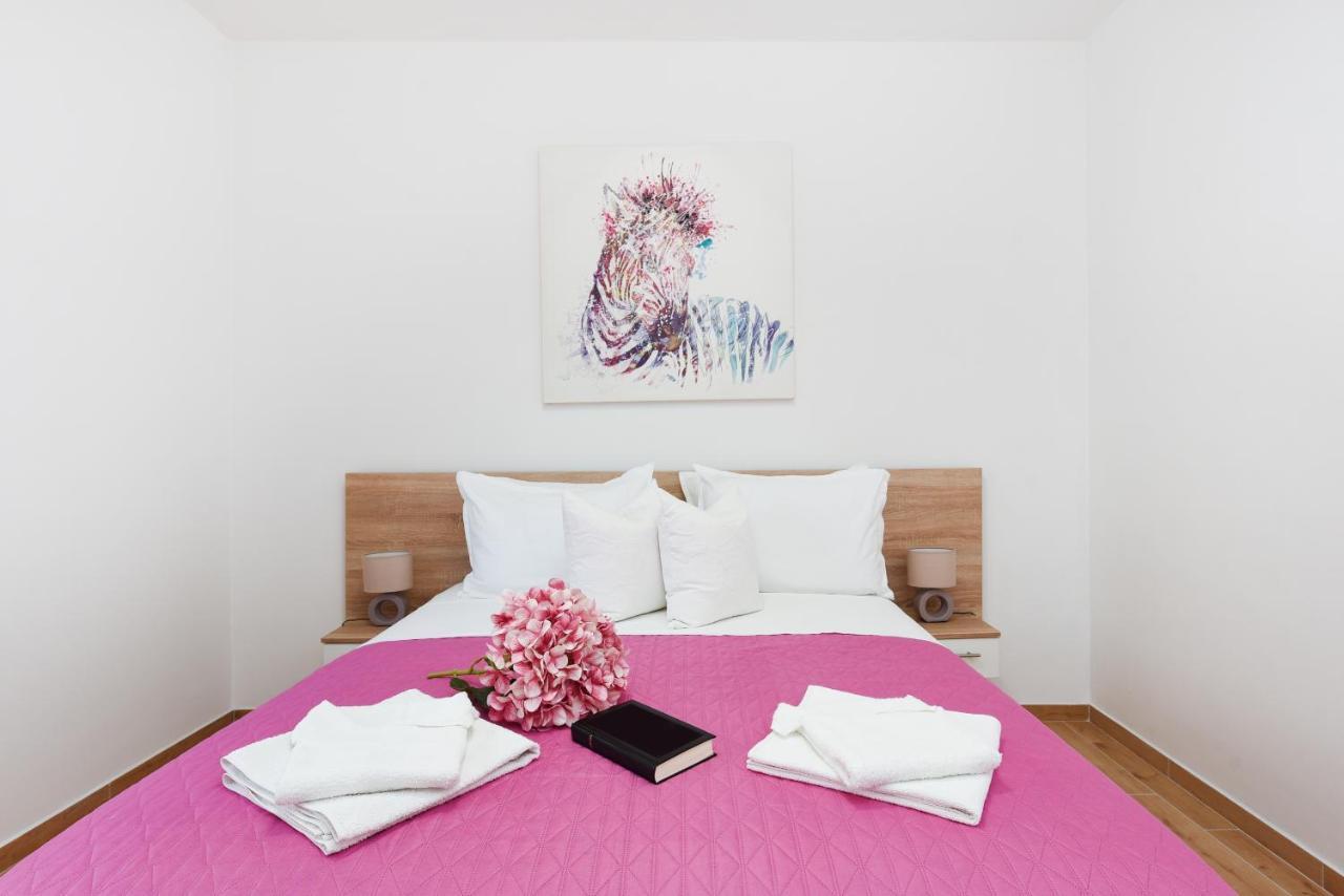 Apartments Lecija ザダル エクステリア 写真